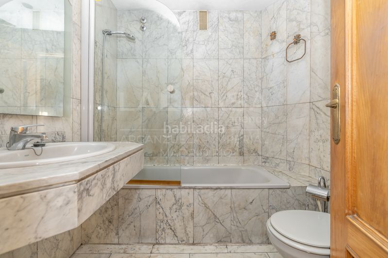 Foto 56d495fd-f6c9-4475-bbe5-4dcd5c253d7c. Flat with heating parking in Imperial Madrid