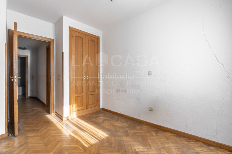 Foto eed26208-d663-4da4-b80b-58cf3209957a. Flat with heating parking in Imperial Madrid