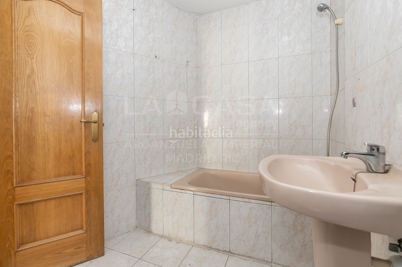 Foto 8173cd23-bd43-4c55-858f-b3a74fdbf513. Piso en Imperial Madrid