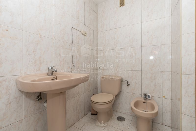 Foto c90be36e-0bf6-4776-bf98-bf969ebd4b38. Piso en Imperial Madrid