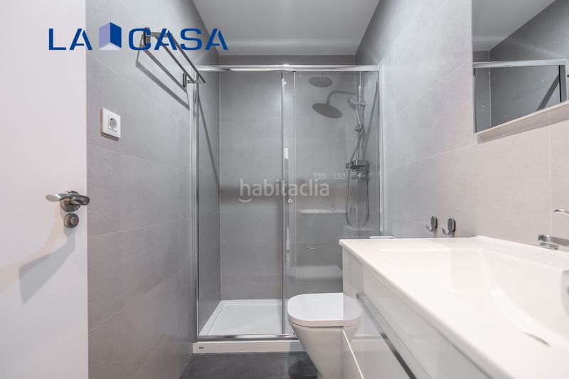 Foto 39a73393-a03e-4a76-9808-88e9c1e6fef8. Piso en Palos de Moguer Madrid