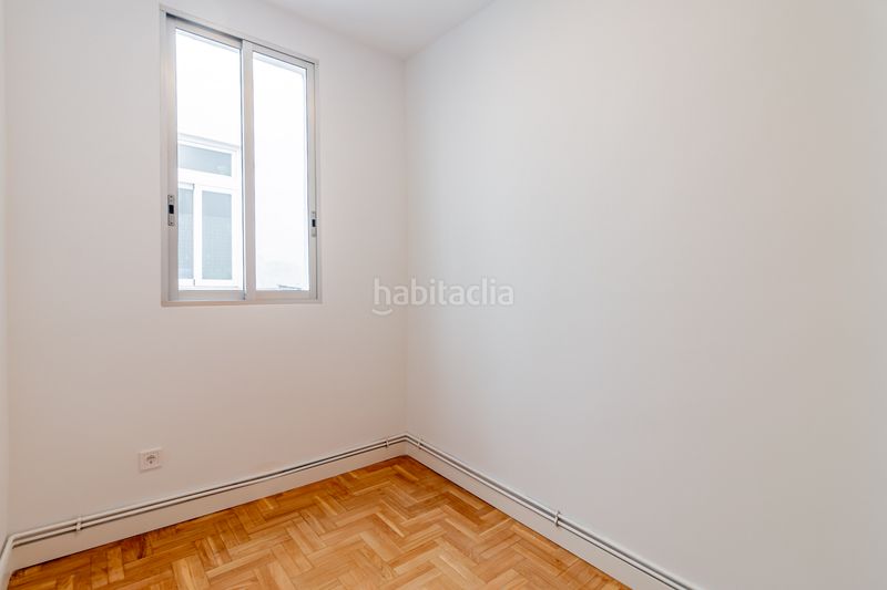 Foto e313d774-7f5e-4c98-8477-8c753f828c3f. Pis a Comillas Madrid