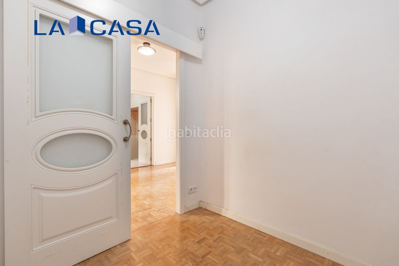 Foto aa8d31b5-9f25-42c7-b36e-455f43e7ba2c. Pis amb calefacció a Chopera Madrid