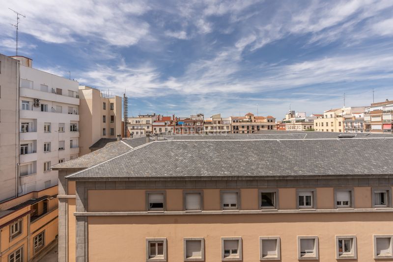 Foto fc17e27b-675e-467a-88fb-72fa9d78ce09. Piso en Argüelles Madrid