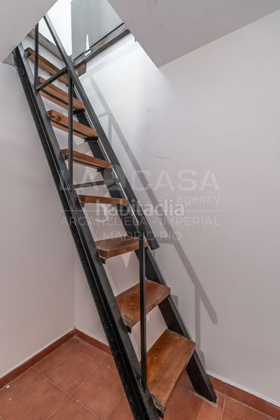 Foto aa6181e3-aa9a-4ad2-8a3c-00cf03eee026. Pis a Imperial Madrid