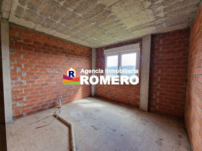 Foto 23aabf9a-5395-48a9-9c5a-01c90e7ac6cd. Chalet in Parroquias de Santiago Santiago de Compostela