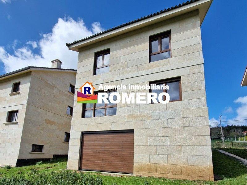 Foto 35ad4d00-1b64-4d89-b2f5-6ad0eafabc7b. Chalet en Parroquias de Santiago Santiago de Compostela