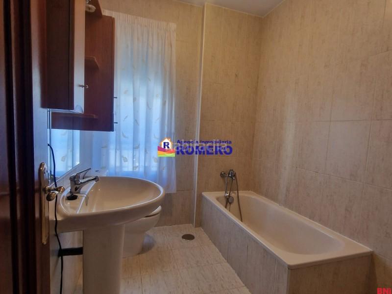 Foto 4b8642a8-d571-458a-a799-573ddb06caf7. Casa aparellada a Campus Sur - Santa Marta Santiago de Compostela