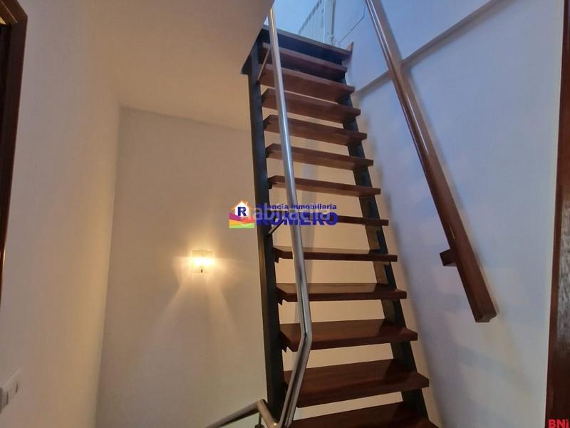 Foto 628a31ff-7541-4bc0-8f01-58453097d97b. Casa aparellada a Campus Sur - Santa Marta Santiago de Compostela