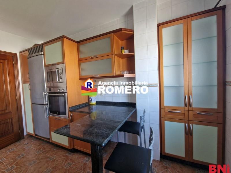 Foto 4d3ada7d-d9de-4da4-bb23-1c6cc9389de8. Duplex avec parking dans Taboada