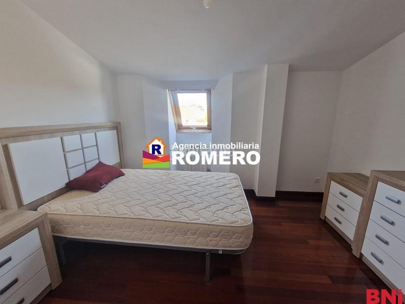 Foto 5f3ae376-9c5a-4cc3-b0eb-92f58dda6f78. Duplex avec parking dans Taboada