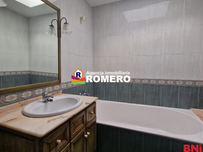 Foto 73624508-0dd5-4265-838a-619bc5121015. Duplex avec parking dans Taboada