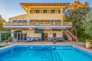 House in Sant Joan. Se vende finca rústica en una de las mejores zonas de villafranc