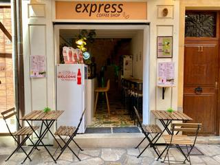 Lloguer Local Comercial a Cort. Traspaso de local comercial a pie de calle en pleno centro  list