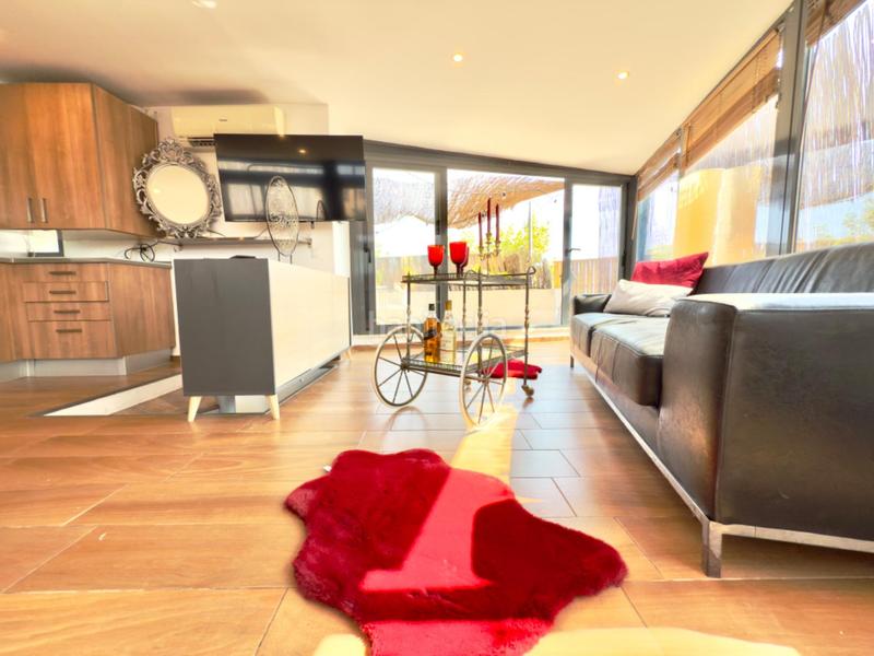 Foto ee029e2e-6bf4-4f62-91fb-5ad2eb234b87. Àtic amb aparcament a Pere Garau Palma de Mallorca