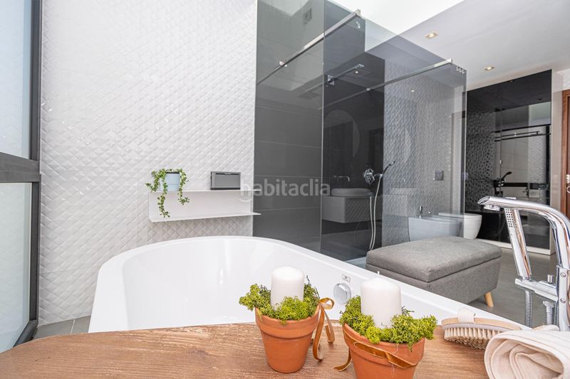 Foto a18ecacc-3e27-4a3e-ae12-93912d71d8e3. Xalet amb aparcament piscina a Son Roca Palma de Mallorca