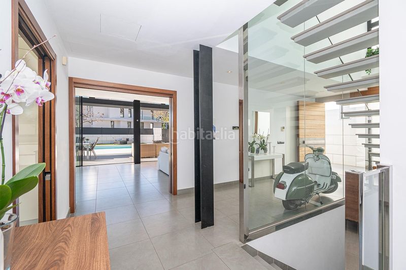 Foto d1d12bda-b615-4e55-81c6-397989db7945. Xalet amb aparcament piscina a Son Roca Palma de Mallorca