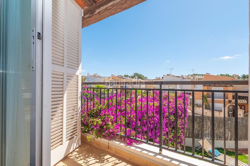 Foto d3f8570b-d46a-4578-bff7-961677b191ab. Casa adossada amb calefacció piscina a Portals Nous Calvià
