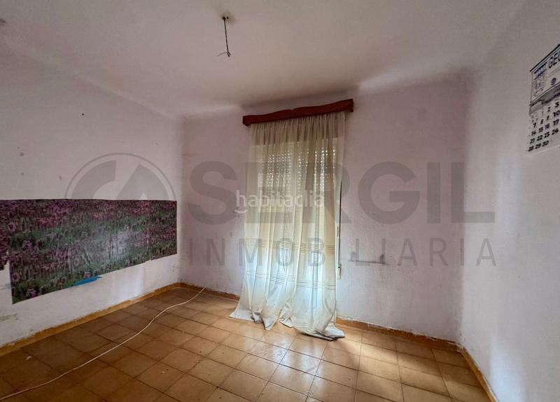 Foto eb3447d6-0f5a-457a-9cbf-3e07d28ab1f9. Casa  independiente en venta en el barrio de la albuera en Segovia