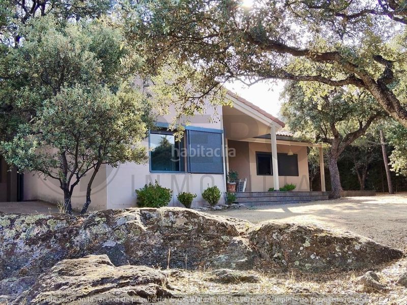 Foto 07a26a61-2851-4d62-8f90-ca1a6116e4ff. Casa amb calefacció aparcament a Navas de Riofrío