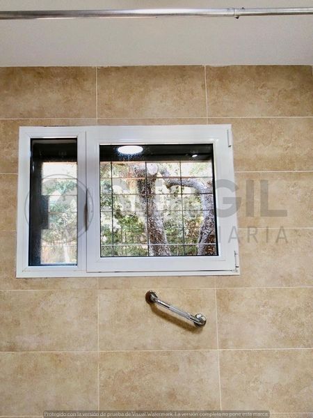 Foto a61125bf-3a9c-4ce2-a905-95f055f249ce. Casa amb calefacció aparcament a Navas de Riofrío