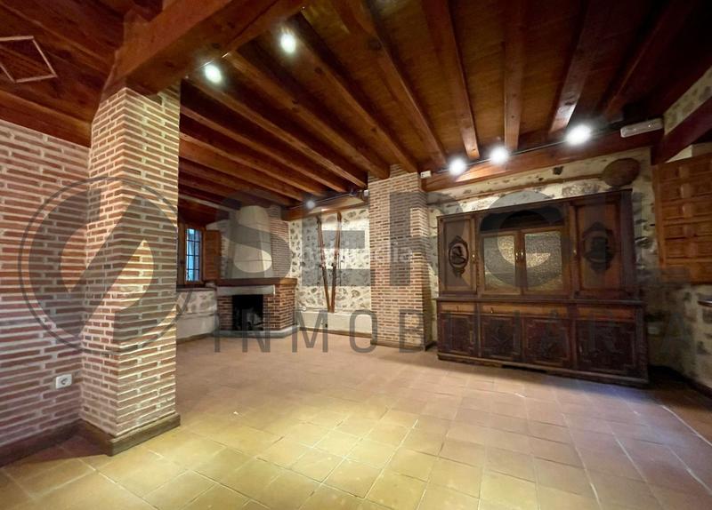 Foto a91e8b67-bc48-4c19-b8d1-3de143dfea7f. Maison avec chauffage dans Bernuy de Porreros