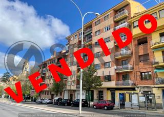Appartement  Paseo ezequiel gonzález. Magnifico piso a reformar en san millan