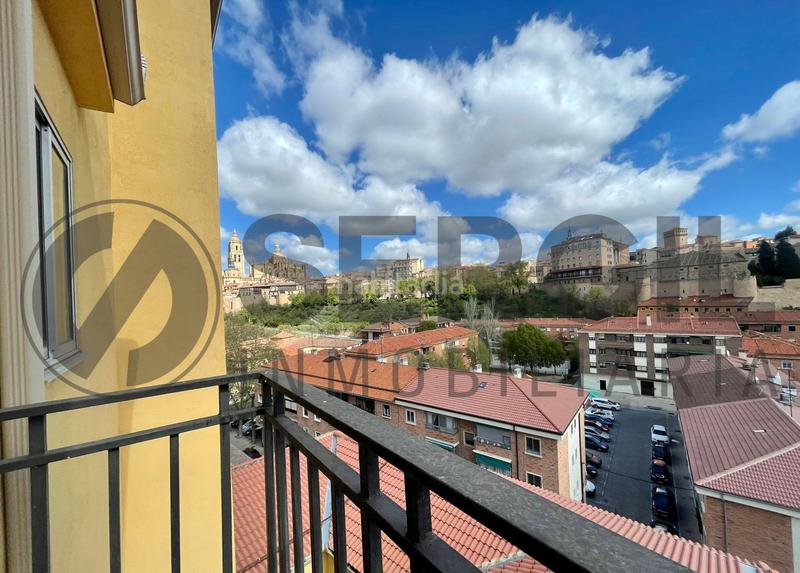 Foto 76356894-9d47-487e-b57c-dff7035de477. Pis amb calefacció a Centro Segovia