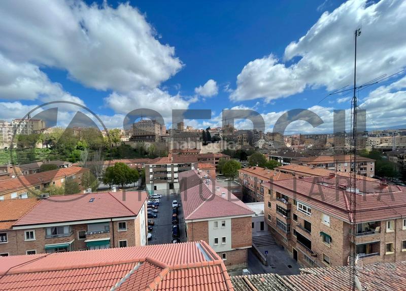 Foto f1257513-39fa-4deb-85a9-b53ece2309f7. Pis amb calefacció a Centro Segovia