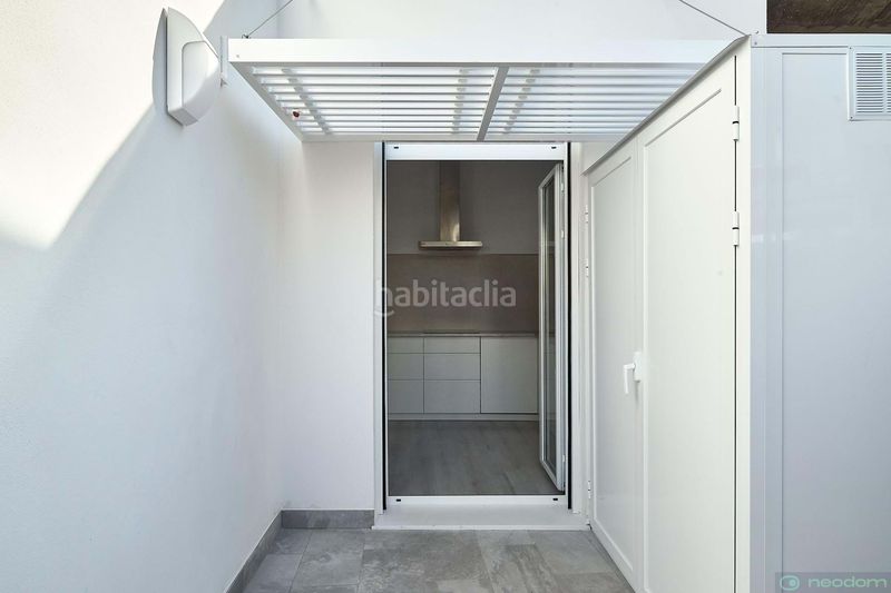 Foto 00131fc4-395d-4aac-8188-4e39b4f86cbb. Pis amb piscina a puerto Vera Vera