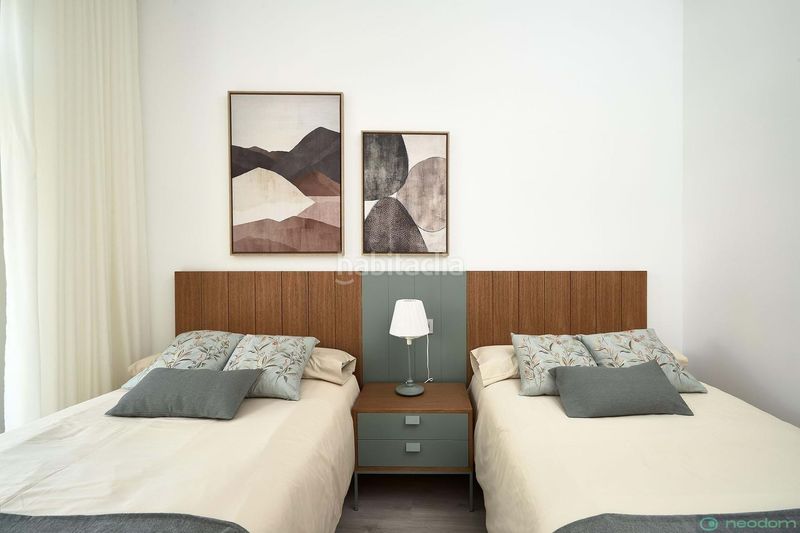 Foto ca7ecc0f-6e59-4444-bc86-2449b2bb1377. Pis amb piscina a puerto Vera Vera