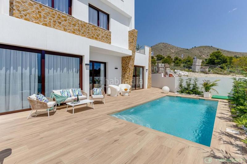 Foto da8b4ff2-16e7-4ca1-bf18-d8ff8b1ed115. Maison dans Finestrat pueblo Finestrat