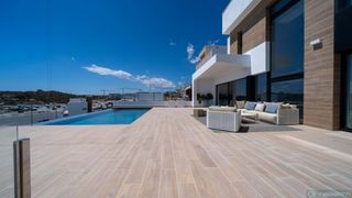 House  N/a