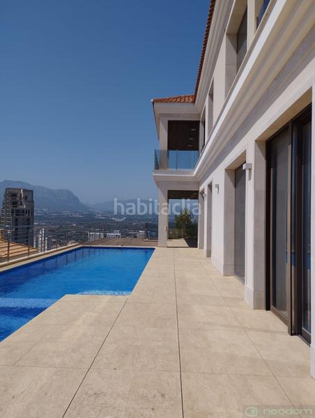 Foto 2d4df708-0823-42e3-9d4a-94d8fd5a1f91. Rent flat in n/a in Levante Alto Benidorm