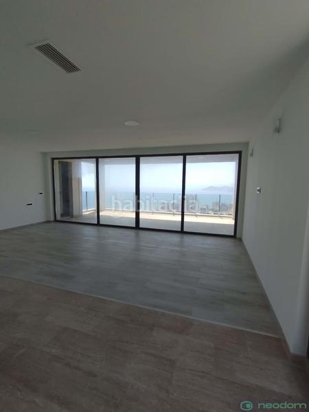 Foto 596f0425-0364-4c6a-a3de-1813c17aec1a. Rent flat in n/a in Levante Alto Benidorm