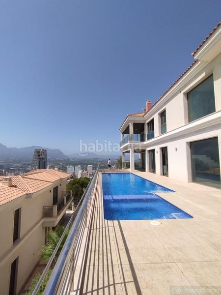 Foto 3d2ce18c-f77c-4266-806e-784470dea657. Alquiler piso en n/a en Levante Alto Benidorm