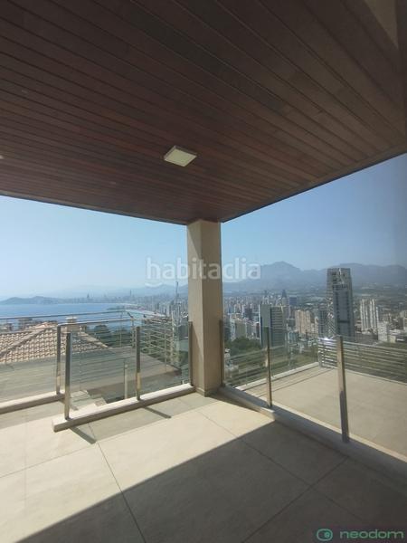 Foto 733c4b53-8a1f-4ed2-b014-627bcdb5a9af. Alquiler piso en n/a en Levante Alto Benidorm
