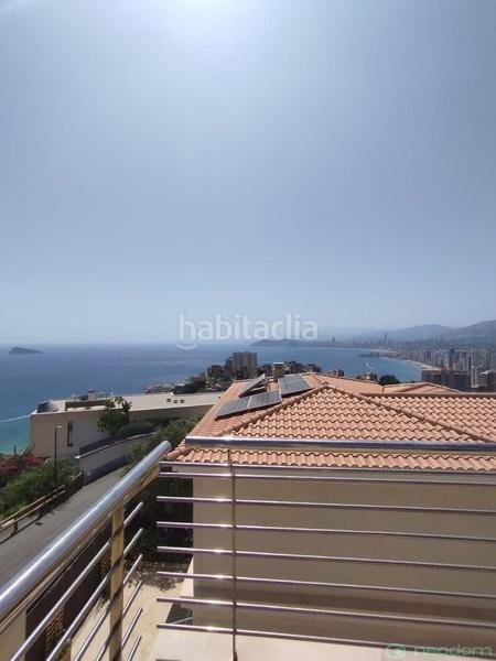 Foto c18487ee-1cbe-4d70-9466-2f1d3f577c60. Alquiler piso en n/a en Levante Alto Benidorm