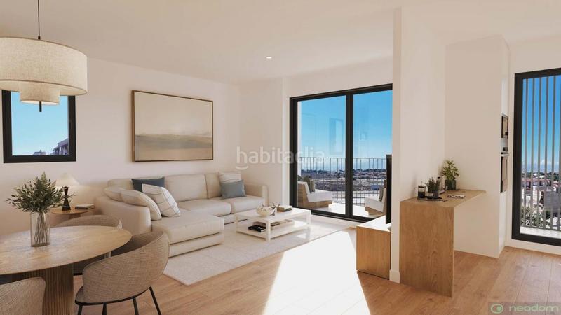 Foto f1ba41d1-9c7d-49db-b946-40aaff74b320. Piso en Paus - Polígono San Blas Alicante