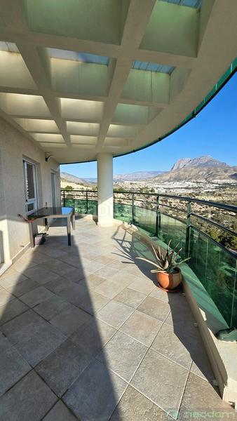 Foto 75543502-626e-420f-9bf0-28cbb43cbcf4. Location appartement avec parking piscine dans Las Azaleas-Alkadir Vila Joiosa (la)