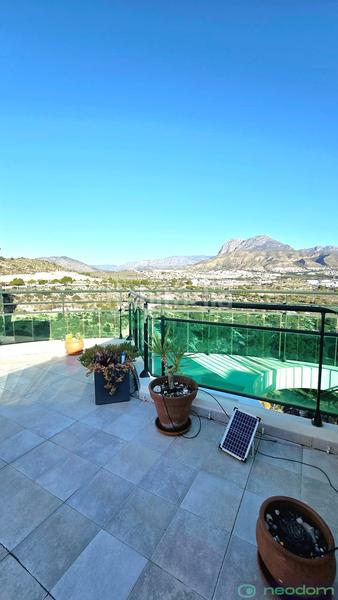 Foto a20f78f8-ce9f-485f-b5a4-d10222bd383c. Location appartement avec parking piscine dans Las Azaleas-Alkadir Vila Joiosa (la)