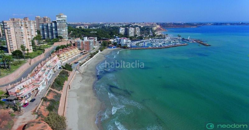 Foto 9df7e19b-82bb-46a4-9662-1406055173ea. Pis amb aparcament a Campoamor Orihuela