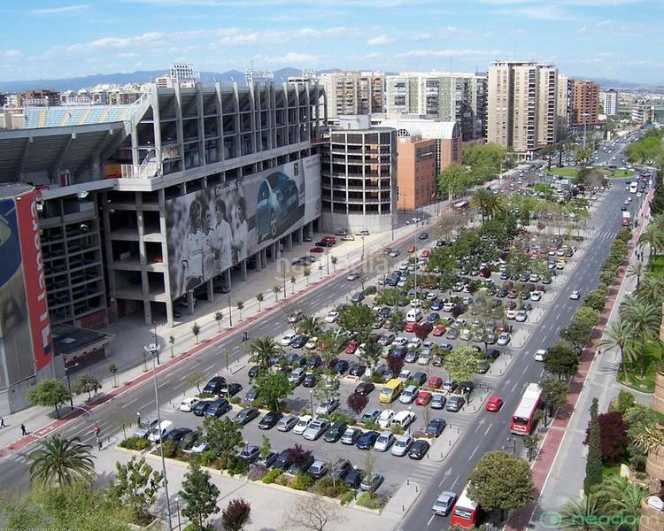 Foto f87dbcae-99dc-40b1-ba96-6719250b7ad9. Pas-de-porte local commercial dans Mestalla Valencia