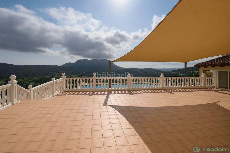 Foto 1d02d2b6-6fc4-4fce-9d3f-781e7c3a5de1. Chalet mit parking in Pedreguer