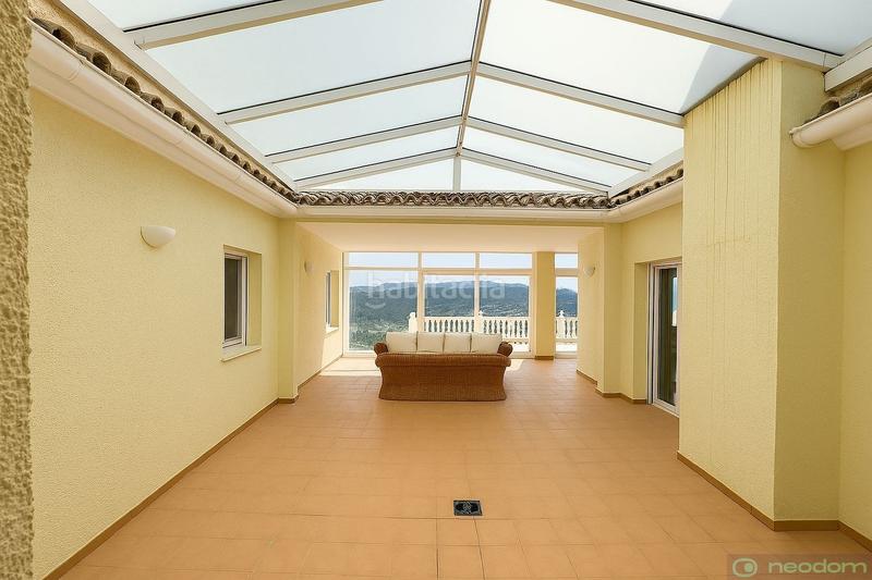 Foto bd828d80-2d88-4c04-9278-918379c6d84d. Chalet mit parking in Pedreguer