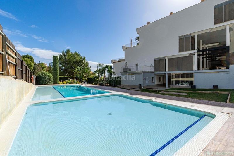 Foto 5f686431-4f00-4c9e-ab5e-a7d78558122d. Piso te presentamos este espectacular apartamento, ubicado en la tranquila y privilegiada zona de costa dorada, . en Altea