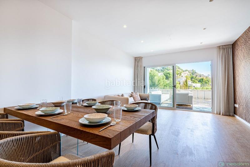 Foto 99bc2222-18aa-445b-a2bf-df7577bc6e3f. Piso te presentamos este espectacular apartamento, ubicado en la tranquila y privilegiada zona de costa dorada, . en Altea
