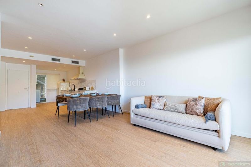 Foto dc4ad7ce-823a-42d7-98e9-d0a8f6daf2ba. Piso te presentamos este espectacular apartamento, ubicado en la tranquila y privilegiada zona de costa dorada, . en Altea