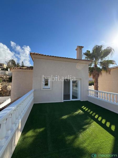 Foto cc1100dd-db79-4d00-85f6-58a21825f17e. Maison avec parking dans Pueblo Acantilado-Lanuza Campello (el)