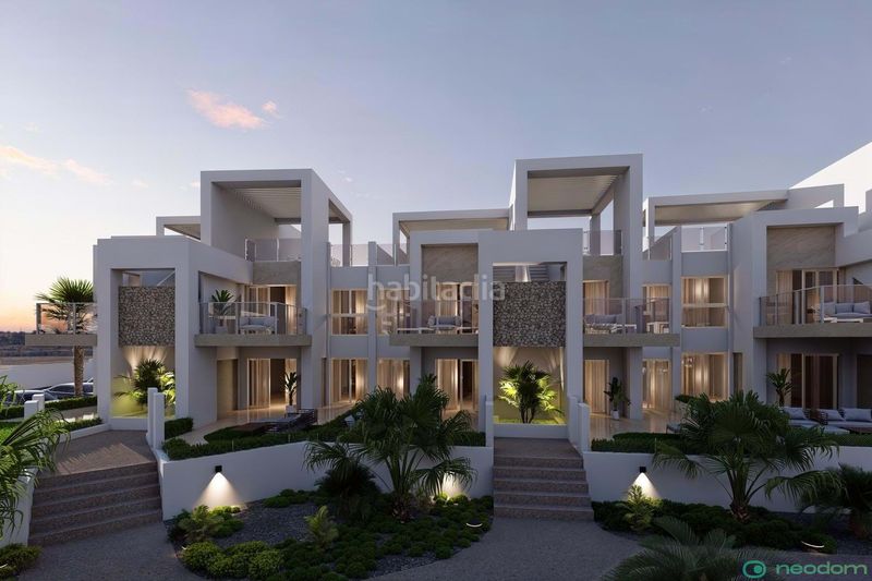 Foto bbbe958b-3654-4827-b947-9212f26b6a15. Casa amb piscina a Doña Pepa Rojales